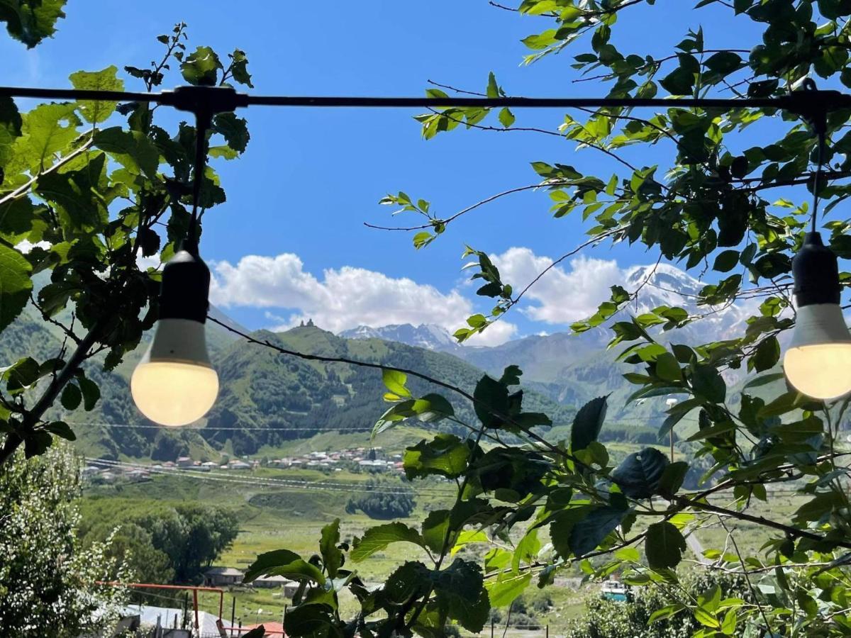 Hotel Axien Kazbegi ภายนอก รูปภาพ