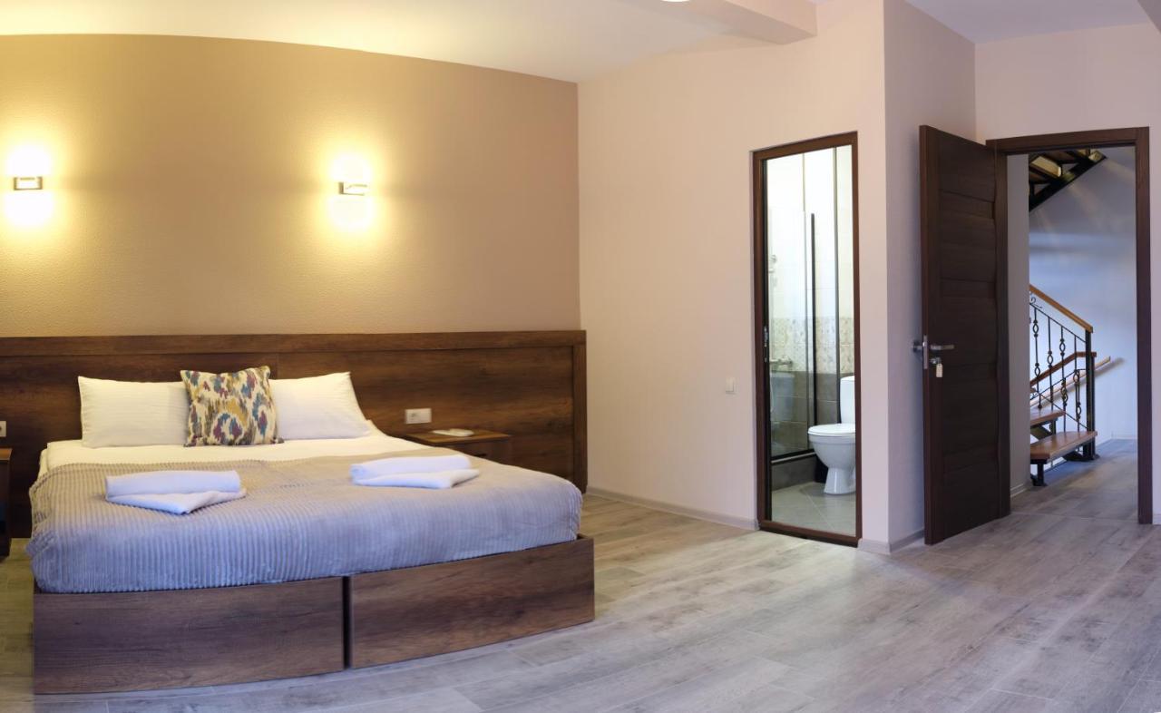 Hotel Axien Kazbegi ภายนอก รูปภาพ