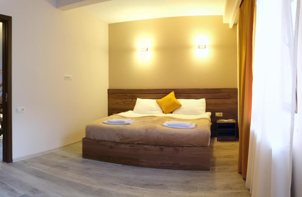 Hotel Axien Kazbegi ภายนอก รูปภาพ