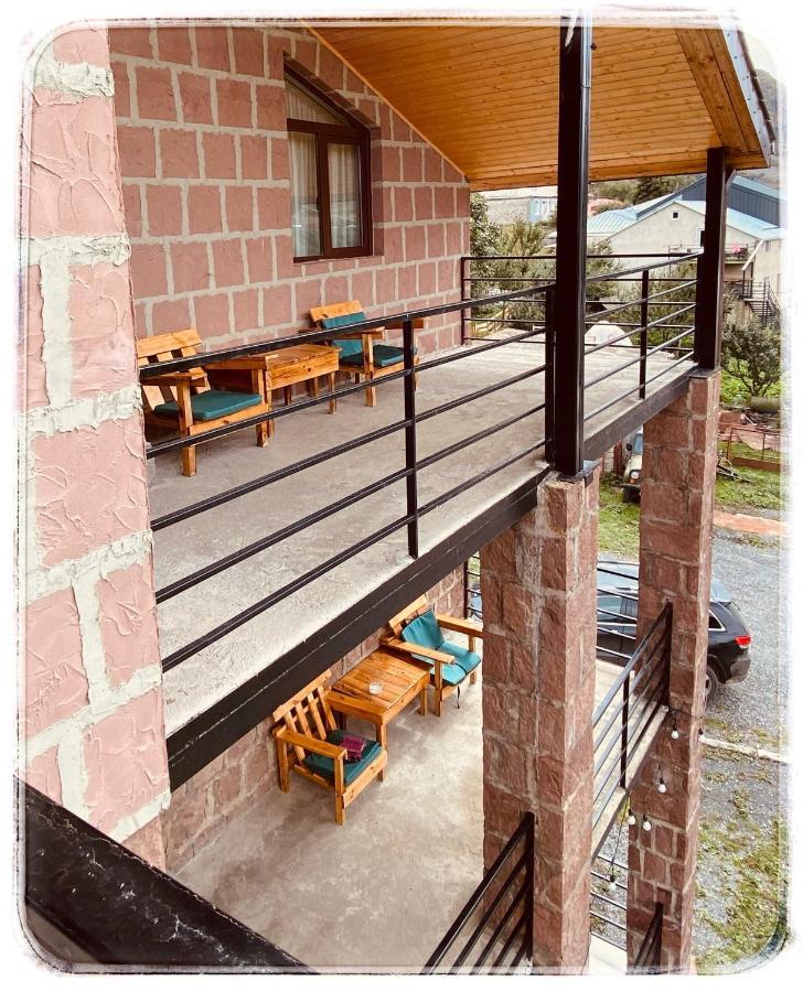 Hotel Axien Kazbegi ภายนอก รูปภาพ